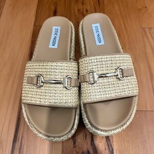 Steve Madden Tan Sandals